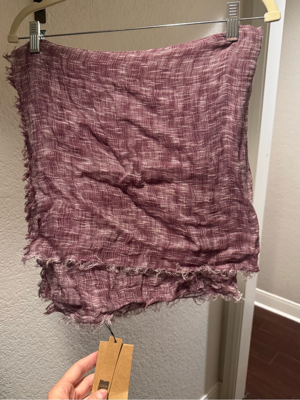New Look Maroon Textured Frayed Scarf